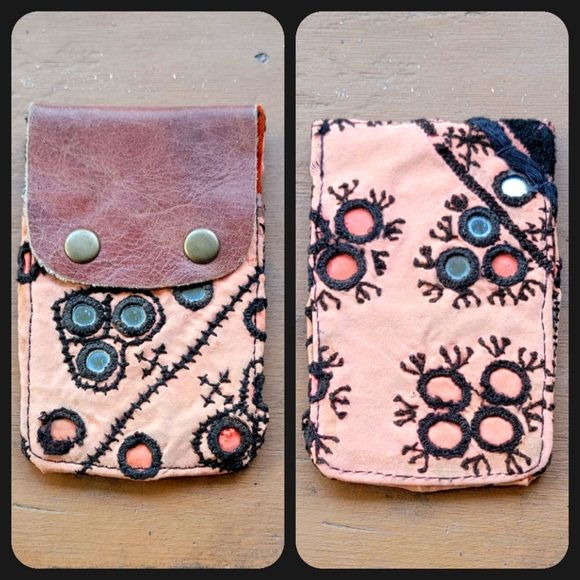 Free People Handbags - 🌏🚀 Free People Boho Embroidered Repurposed vtg banjara hippie Wallet card case